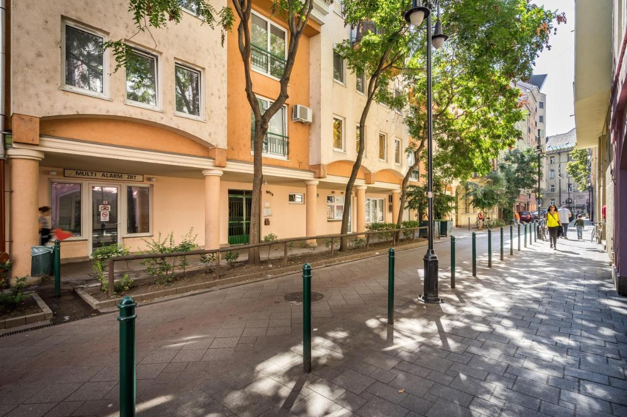 Apartamento Beautiful Three Bedrooms With Free Parking Close To The Danube Coast