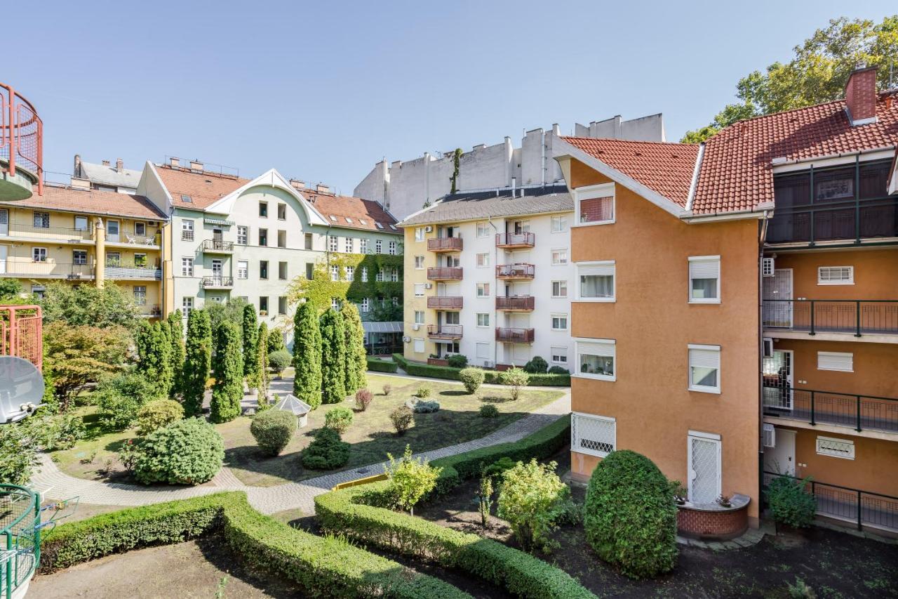 Beautiful Three Bedrooms With Free Parking Close To The Danube Coast Apartamento